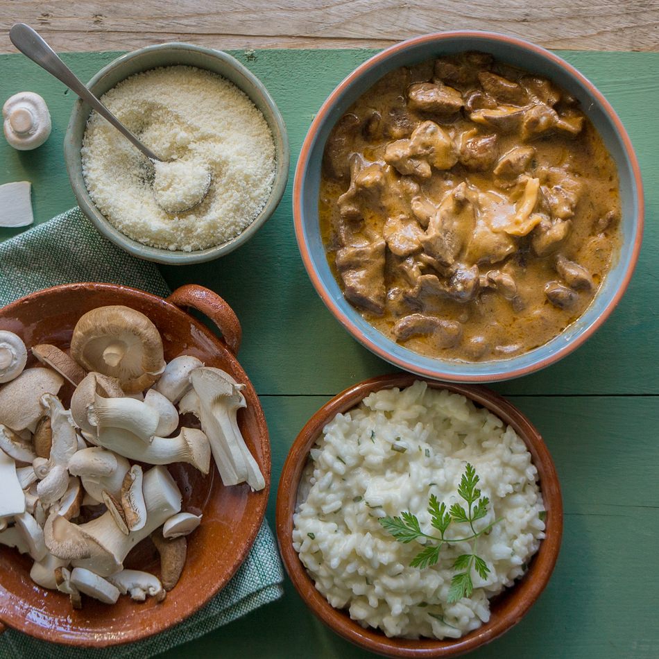 Spezzatino cotto con funghi e panna