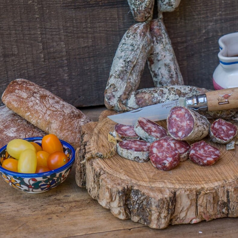 Wollschwein Salametti