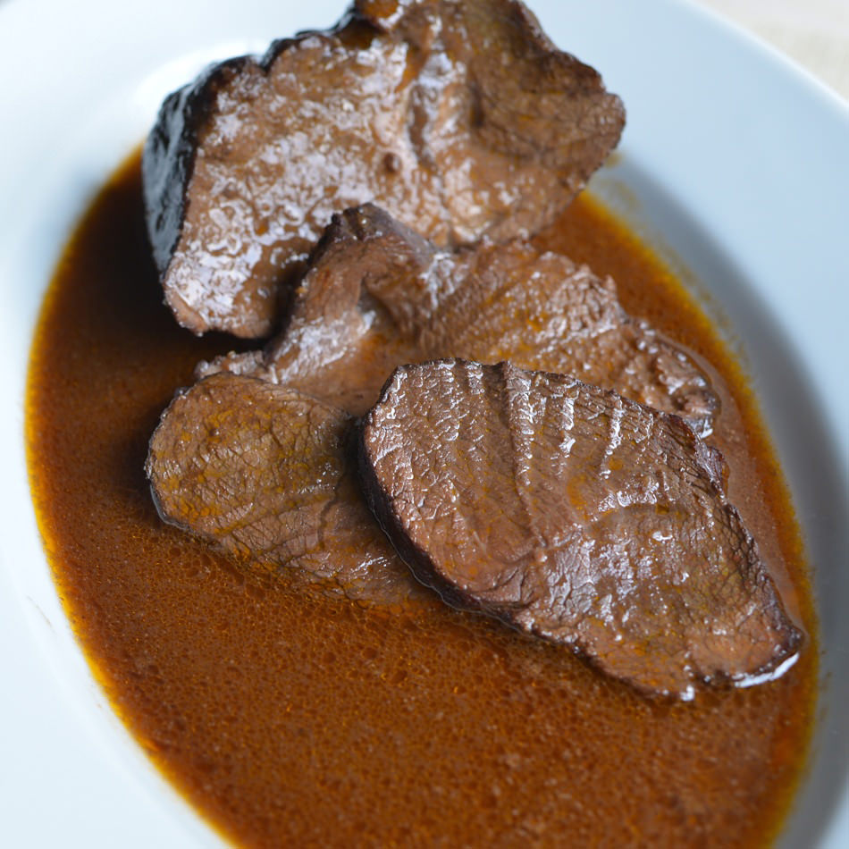 Wasserbüffel-Schulterbraten